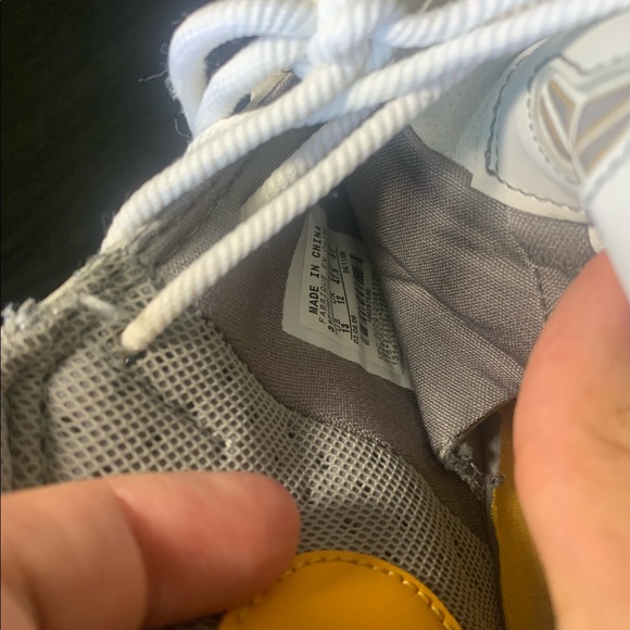 Nike Kobe 1 White Shark - Picture 7 of 7